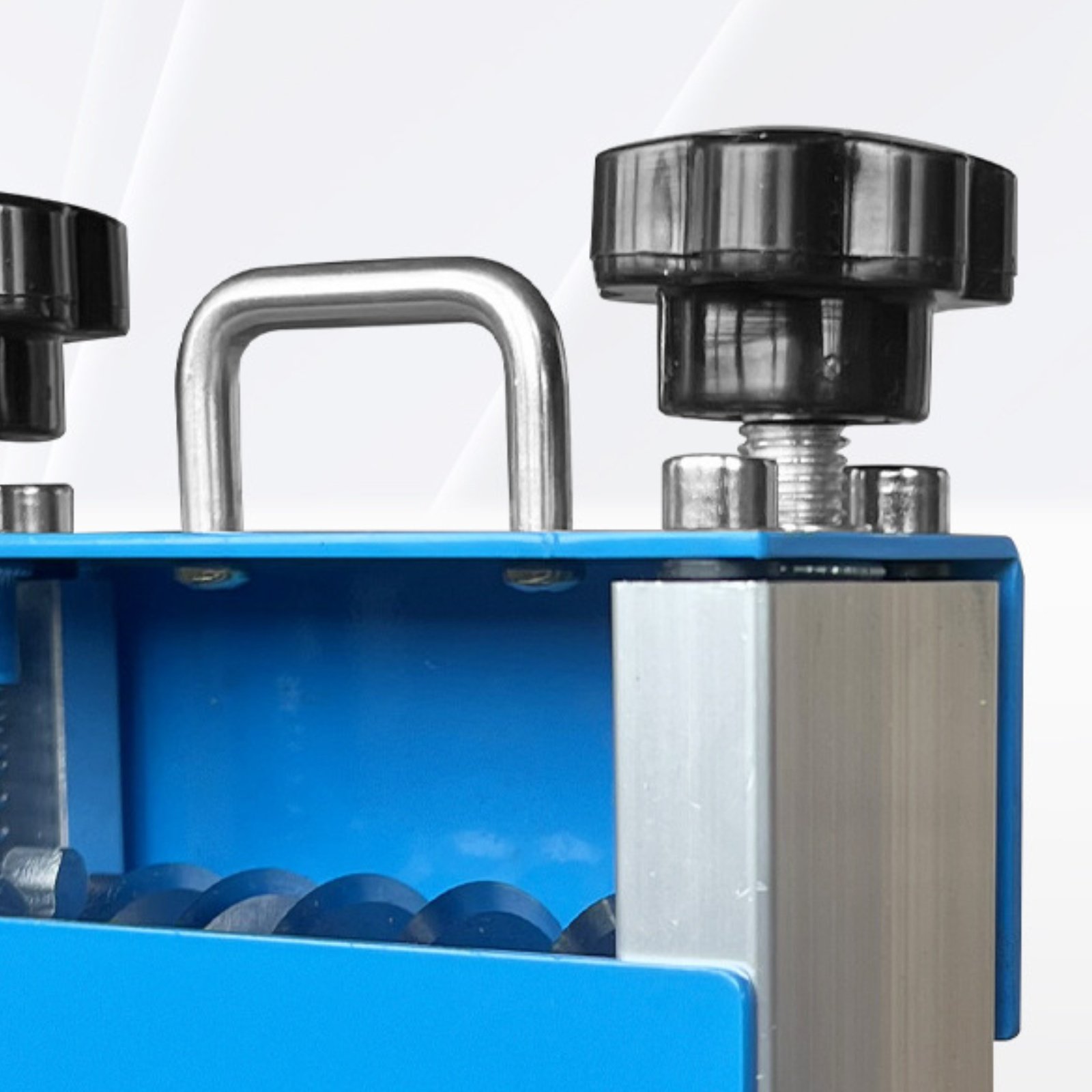 Multi-Hole Cord Peeler Twin-Dr - Tools In Workshop のレビューと価格